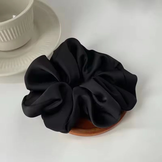 Satin-Scrunchies